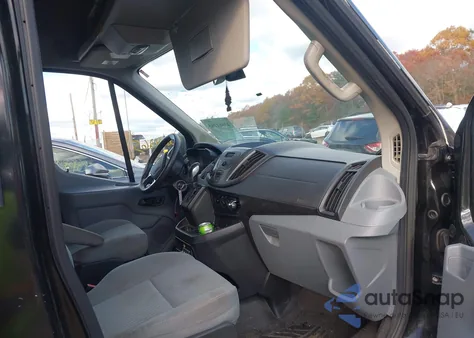 2015 Ford Transit-250 z USA, uszkodzony, nr VIN 1FTYR2XM7FKA87311